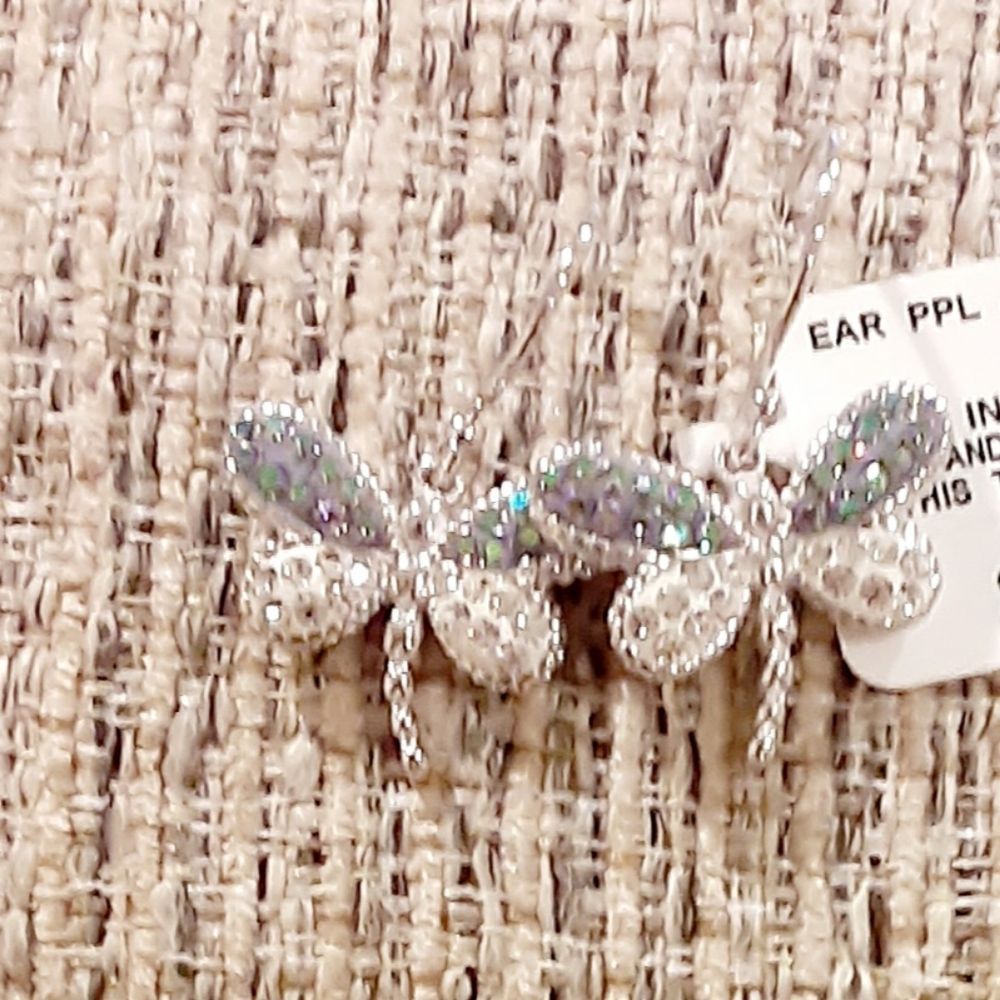 DRAGONFLY CRYSTAL EARRING. NWT - Picture 2 of 3